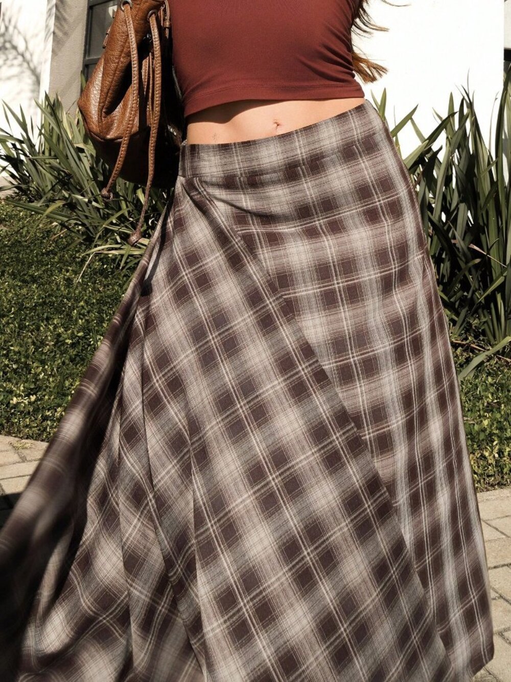 Coffee Brown Casual Women's Pleated Asymmetrical Midi Plaid Skirt - Picture 4 of 5